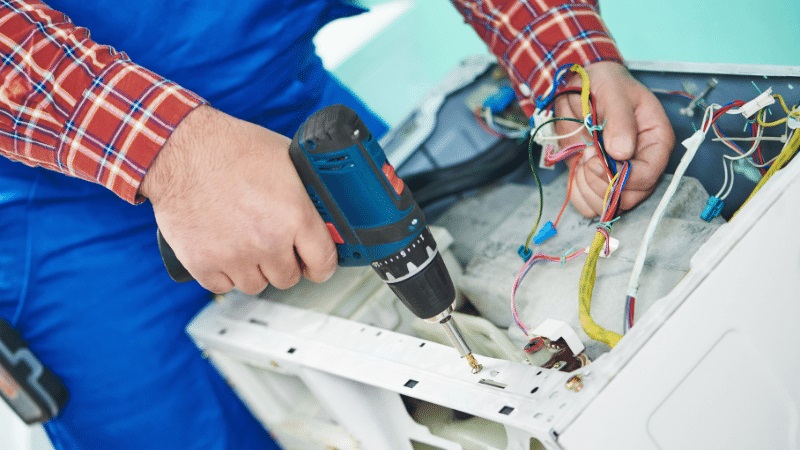 Bahçelievler Panasonic Panasonic çamaşır makinesi kart tamiri – Su almama arızası orijinal parça ile giderildi. - Teknik servis örneği
